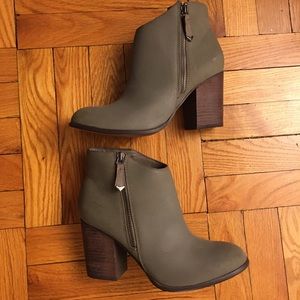 Matisse riley boot 9.5 green